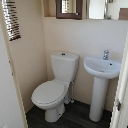 La Chanterie Agreable Mobil-home Residentiel Normand Kemp